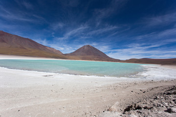 A view of Laguna Blanca