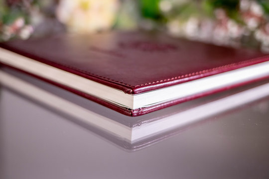 Solid-skinned wedding photo book in eco-leather cover