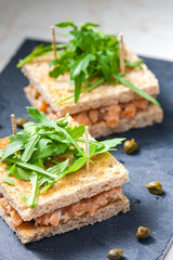 salmon tartare in toast bread