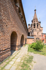 Fototapeta premium Krutitskoe Compound Cathedral in Moscow