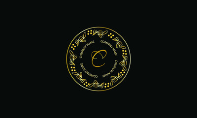 Naklejka premium Elegant round shape monogram with letter C. Exquisite calligraphic logo design business sign, restaurant, royalty, boutique, cafe, hotel.