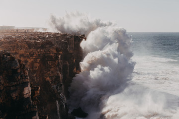 Fototapeta premium gigant wave in the rock