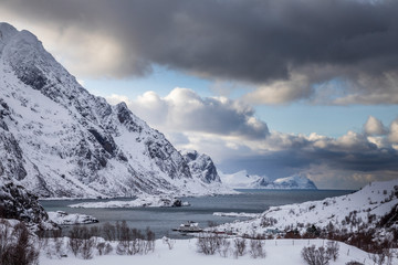 Fototapeta na wymiar Lofoten - Norwegens Norden im Winter