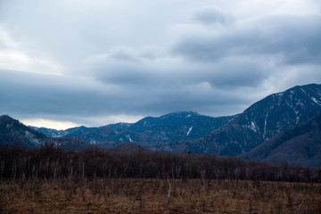 Fototapeta premium 山岳風景 戦場ヶ原 曇り