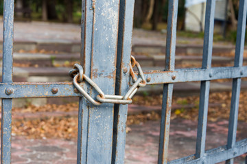 The gates of the city center park are closed due to the emergency of the coronavirus, self-isolation and restrictions around the world. Closed public places