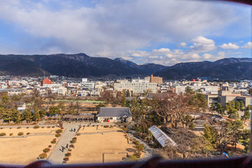 Fototapeta na wymiar 春の松本城の天守からみた風景