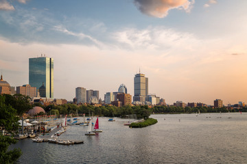 Obraz premium A Summer Day Sunset in Boston City