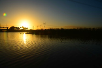 Fototapeta na wymiar Sunset at the lake 