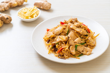 stir-fried chicken with ginger