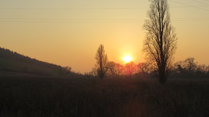 Fototapeta na wymiar Sole al tramonto
