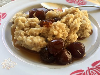 champion breakfast, oatmeal with cherry jam, vitamins