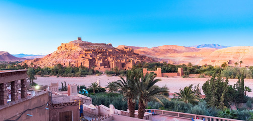 Obraz premium The fortified town of Ait-Ben-Haddou near Ouarzazate on the edge of the sahara desert in Morocco. Copy space for text.