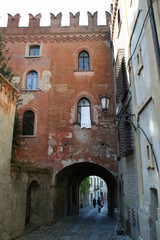 Fototapeta na wymiar Castell'Arquato, Italy : tower in the city