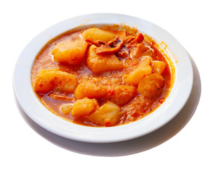 Stewed squid with potatoes