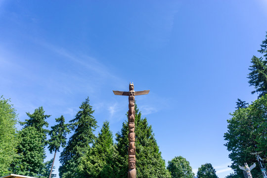 Wooden statue in Stanley Park