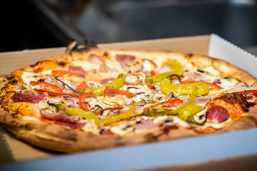 pizza, salami, ciasto, gorąca