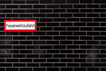 Obraz premium Keep the entrance and exit clear for the fire brigade, sign 