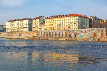 Fototapeta premium Scenery of Po riverside in Turin 