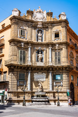 Fototapeta na wymiar Quattro Canti in Palermo, Sicily