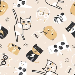 Fototapete Katzen Kindisches nahtloses Muster mit netten Katzen. Kreative kindliche Textur für Stoff, Verpackung, Textilien, Tapeten, Bekleidung. Vektor-Illustration.