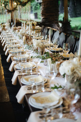 restaurant table set; wedding table setting