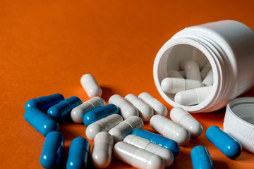  Covid-19 medical disposable face mask The new coronavirus pneumonia received the official name from WHO: COVID-19. protective mask with ear loop self-isolation