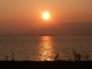 Crépuscule à la mer