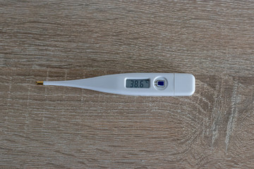 Thermomètre indiquant de la température