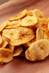 バナナチップス