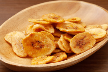 バナナチップス