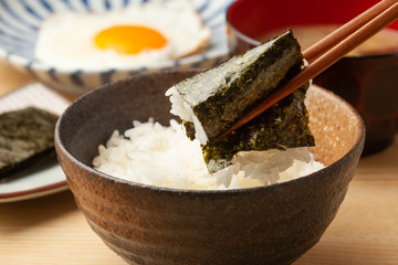 海苔とご飯