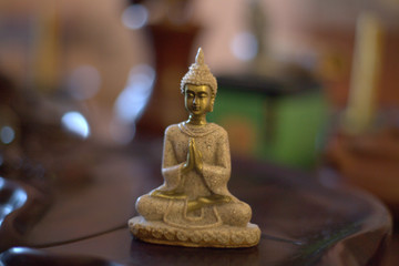tea ceremony figurine