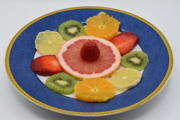 fruits frais et gâteau