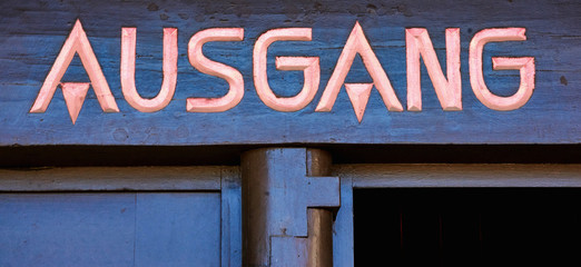 Obraz premium Exit in old German letters.