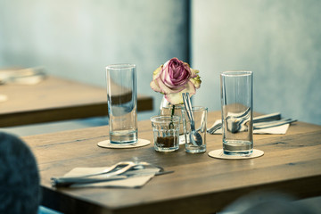 table with flower in a restaurant