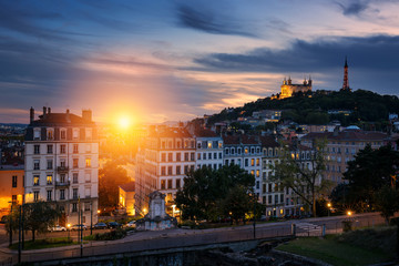 Obraz premium View of Lyon at sunset