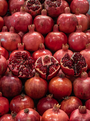 red grant market fruit natural