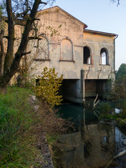 In Banja Luka, one of the oldest hydro power plants in the Balkans collapses. Built in 1899 by the...
