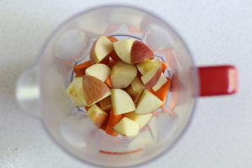 preparo de suco nutritivo para aumentar a imunidade - maçã