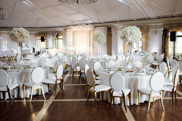Magnificent table setting for celebrating weddings and other banquets. Wedding decor