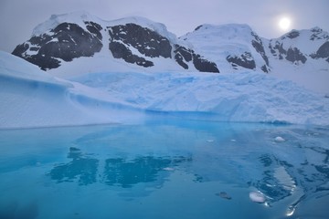 Fototapeta na wymiar Almirante Brown Base Icebergs , Antarctica 
