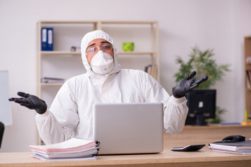 Fototapeta na wymiar Office worker working in quarantine self-isolation