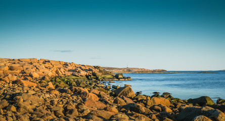 Skaliste wybrzeże w Parku narodowym Ytre Hvaler w Norwegii © Dreamnordno