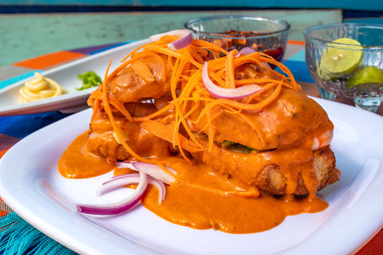 Lonche ba&ntilde;ado