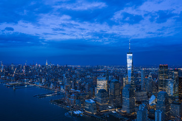 Obraz premium Aerial photograph of the New York Manhattan showing the Hudson Rivers, Manhattan financial District