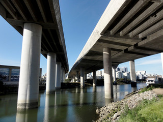 Overhead Highways on columns in the air