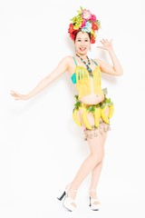 踊るバーレスクダンサー