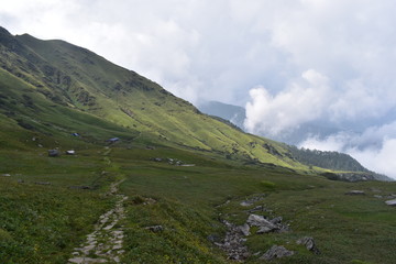 trek route Rudranath