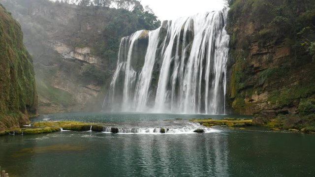  Huangguoshu Waterfall (height: 77.8m, width: 101.0m) is one of the largest waterfalls in China and East Asia located on the Baishui River (白水河) in Anshun, Guizhou province. 