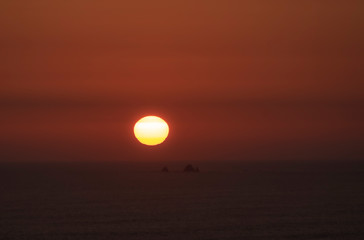 Fototapeta na wymiar Sunset at the ocean
